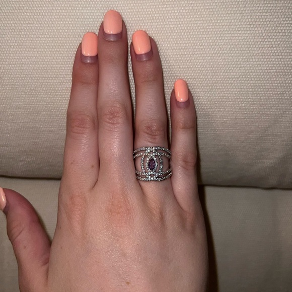 5 Beautiful Size 7 Rings! - Picture 6 of 6